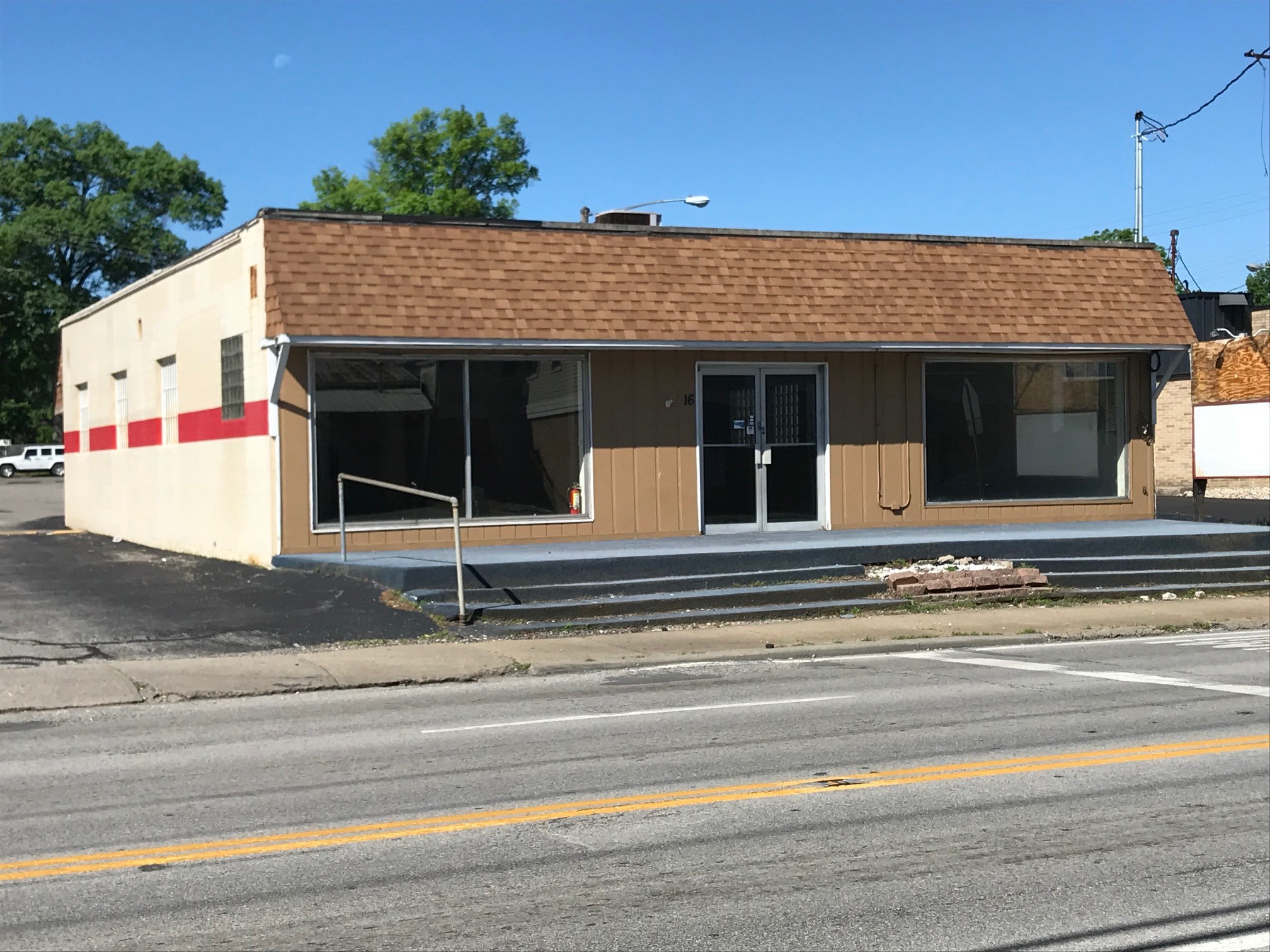 16 W Main St, Amelia, OH for sale Building Photo- Image 1 of 1