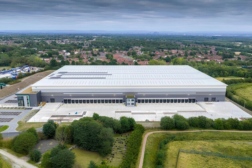 330 Lester Rd, Manchester for lease - Building Photo - Image 3 of 9