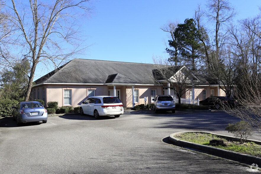 2102 Cromley Cir, Myrtle Beach, SC for lease - Primary Photo - Image 2 of 6