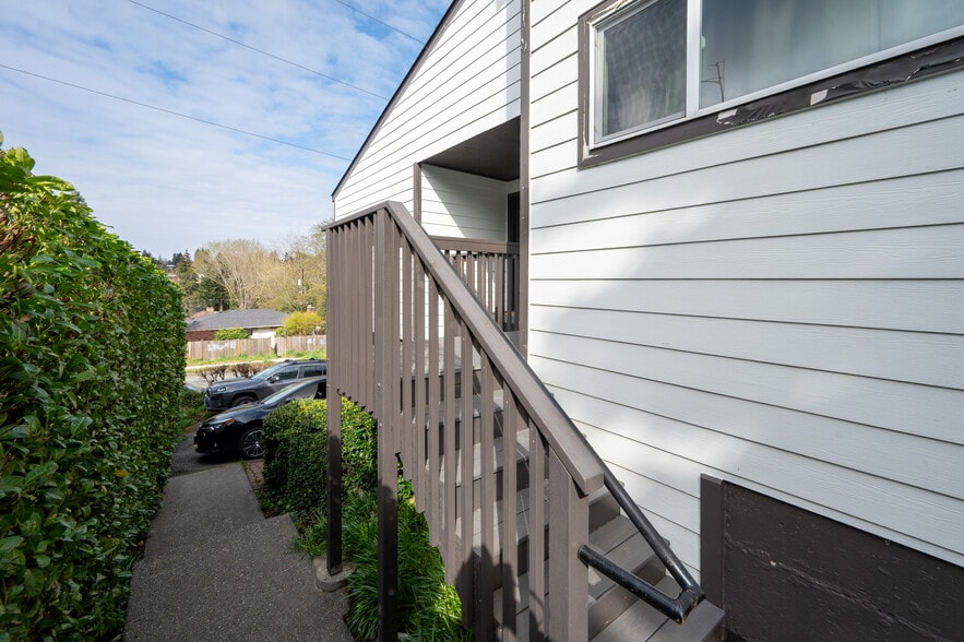 8100 Delridge Way SW, Seattle, WA for sale - Building Photo - Image 3 of 37
