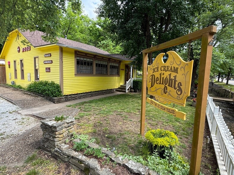 273 N Main St, Eureka Springs, AR for sale - Building Photo - Image 3 of 20