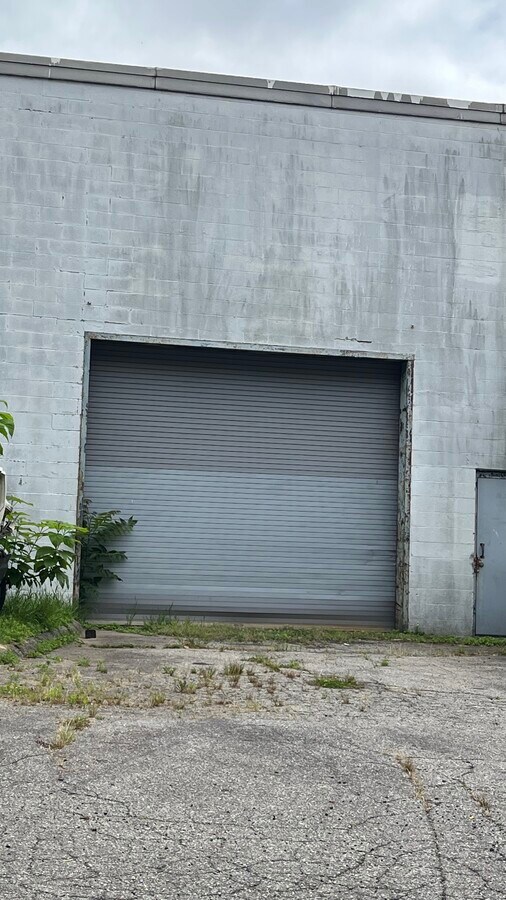 674 Naugatuck Ave, Milford, CT 06461 Industrial for Sale