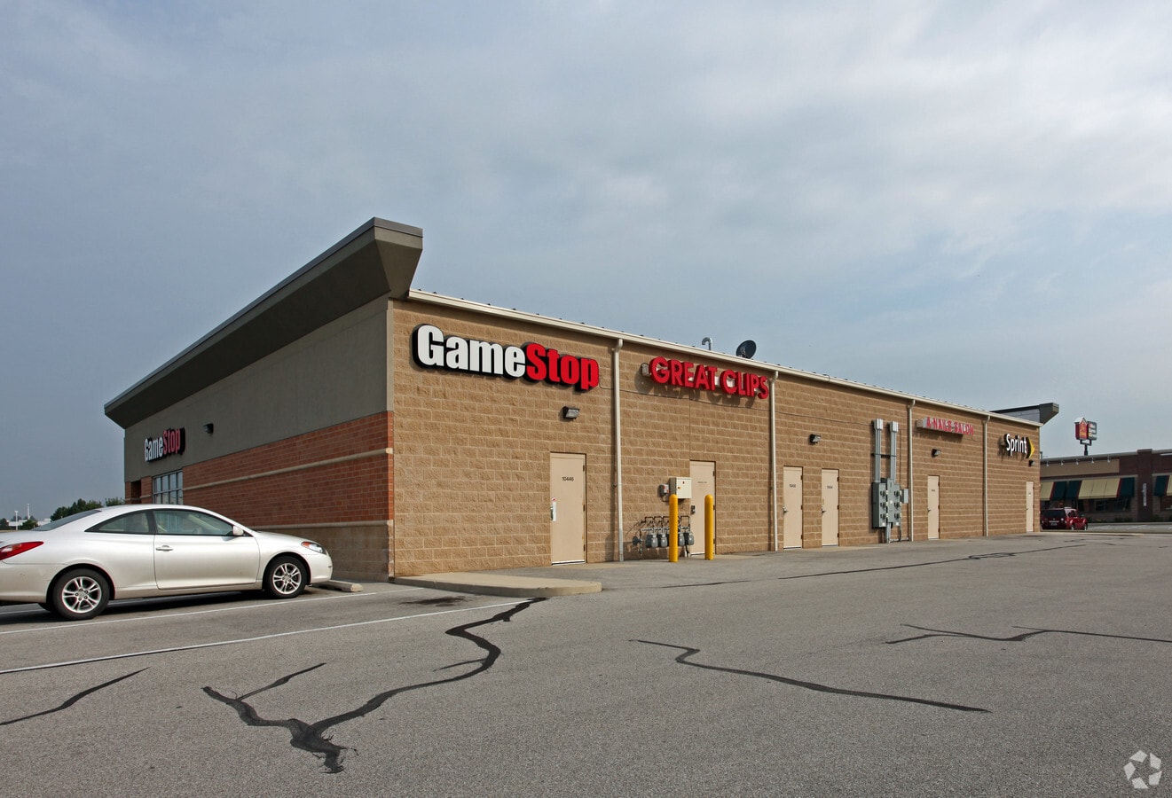 1044610458 Maysville Rd, Fort Wayne, IN 46835