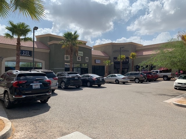 1074 E Cole Blvd, Calexico, CA for lease Interior Photo- Image 1 of 2