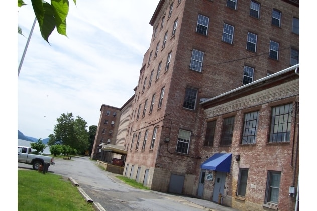 2 Front St, Newburgh, NY for sale Primary Photo- Image 1 of 1
