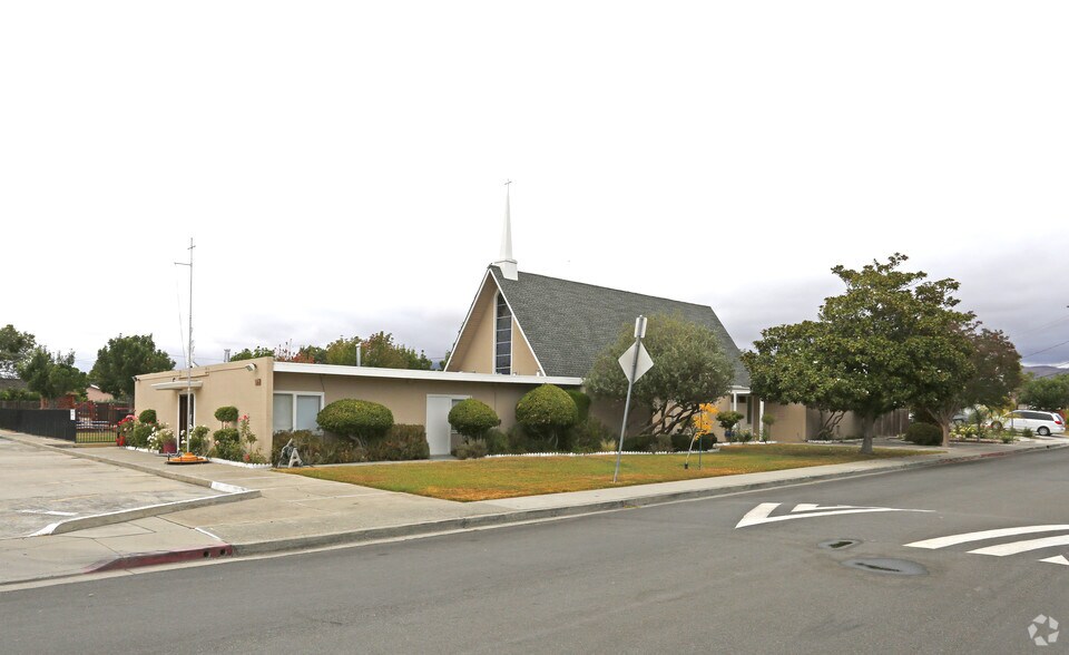 200 N Abbott Ave, Milpitas, CA for lease - Primary Photo - Image 1 of 66