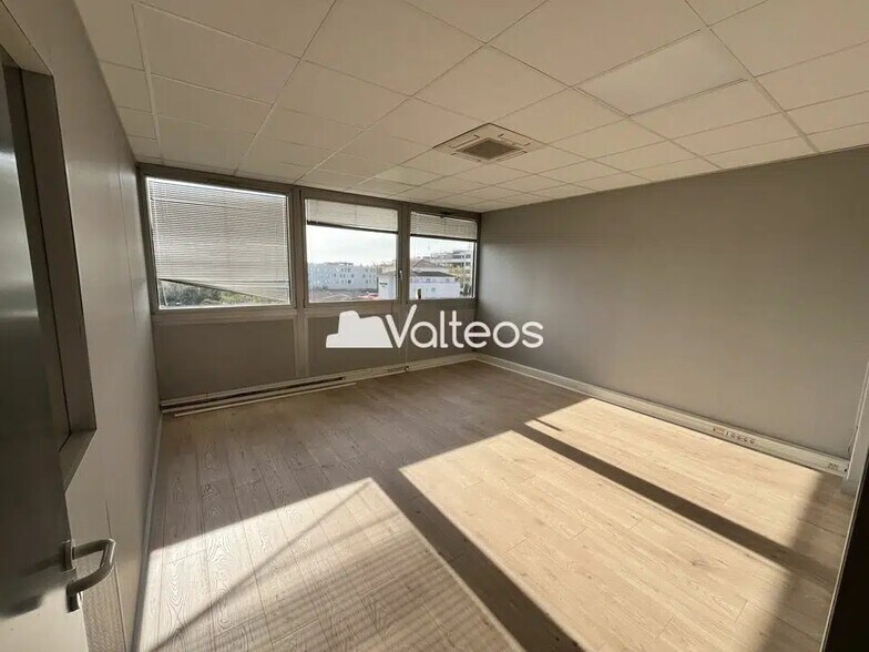 2 Ter Rue Marcel Doret, Blagnac for lease - Interior Photo - Image 3 of 21