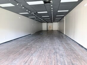 2359-2367 N University Dr, Coral Springs, FL for lease Interior Photo- Image 2 of 41