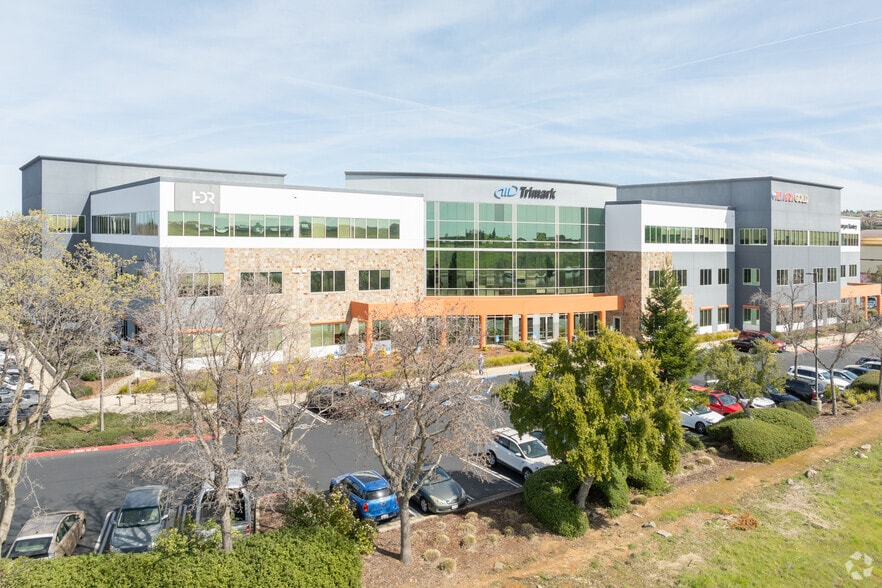2365 Iron Point Rd, Folsom, CA for lease - Primary Photo - Image 1 of 18