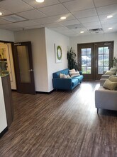 2460 W Ray Rd, Chandler, AZ for lease Interior Photo- Image 2 of 2