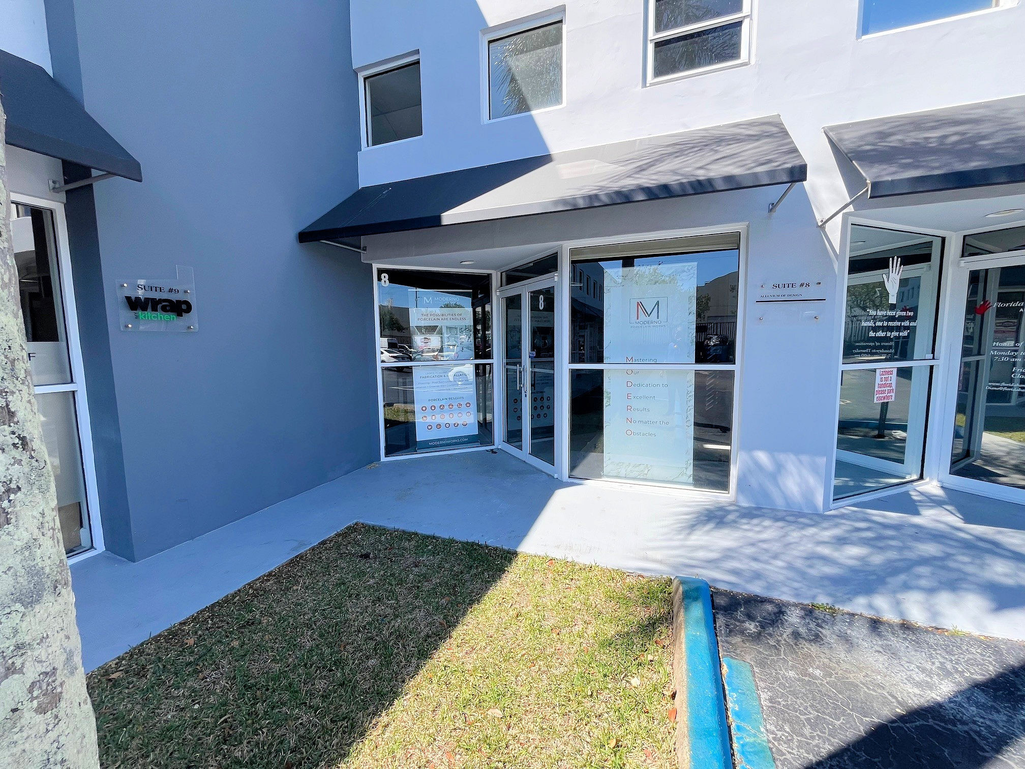 1249 Stirling Rd, Dania Beach, FL for lease Building Photo- Image 1 of 11