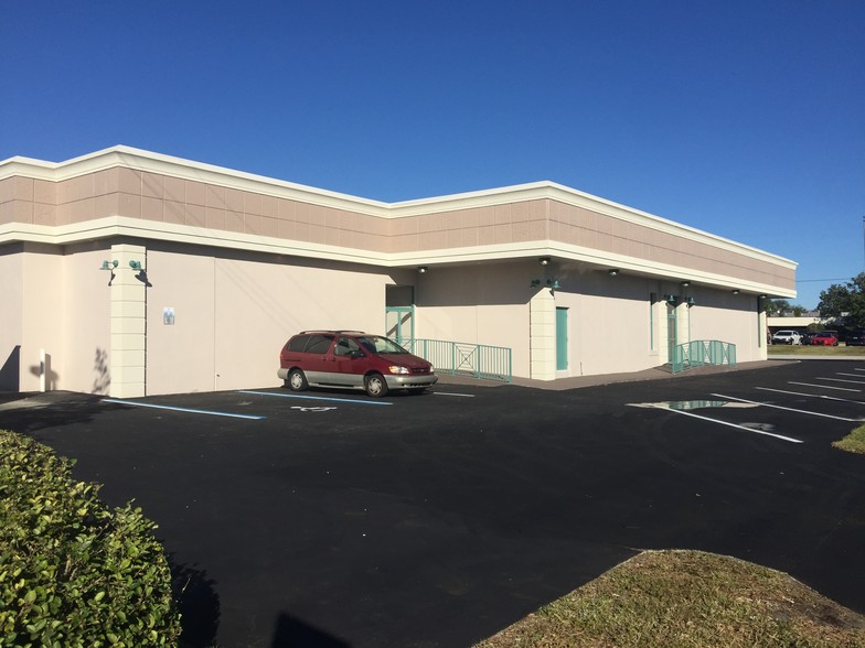 211 Coral Sands Dr, Rockledge, FL for lease - Building Photo - Image 2 of 2