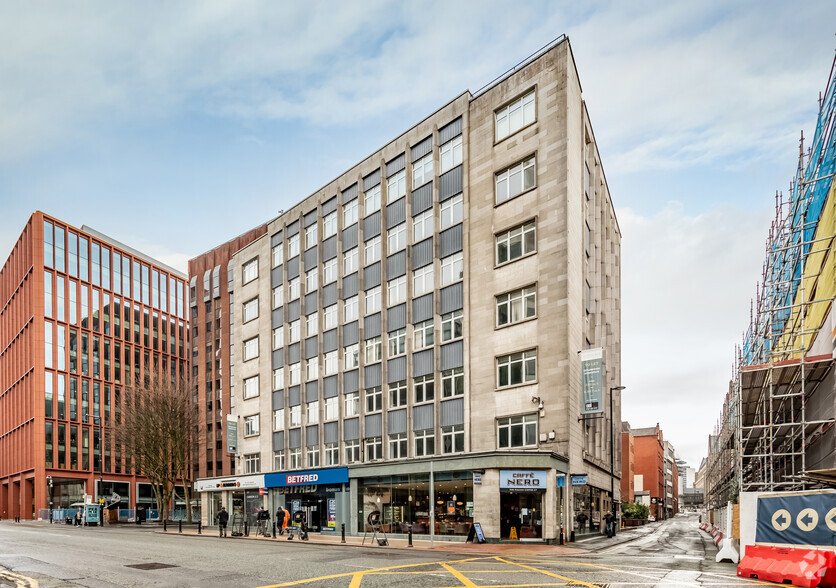 2 Queen St, Manchester for lease - Primary Photo - Image 1 of 8