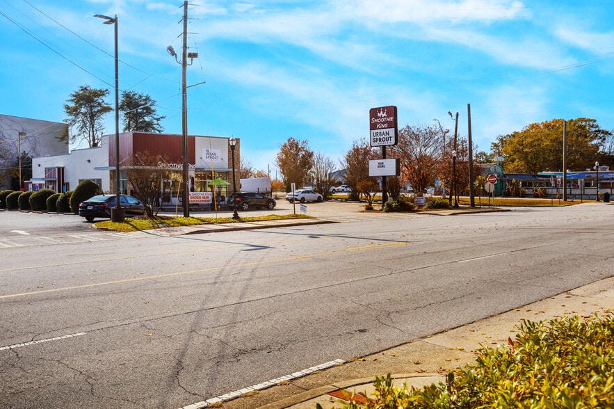 876 Virginia Ave, Hapeville, GA for sale - Building Photo - Image 2 of 7