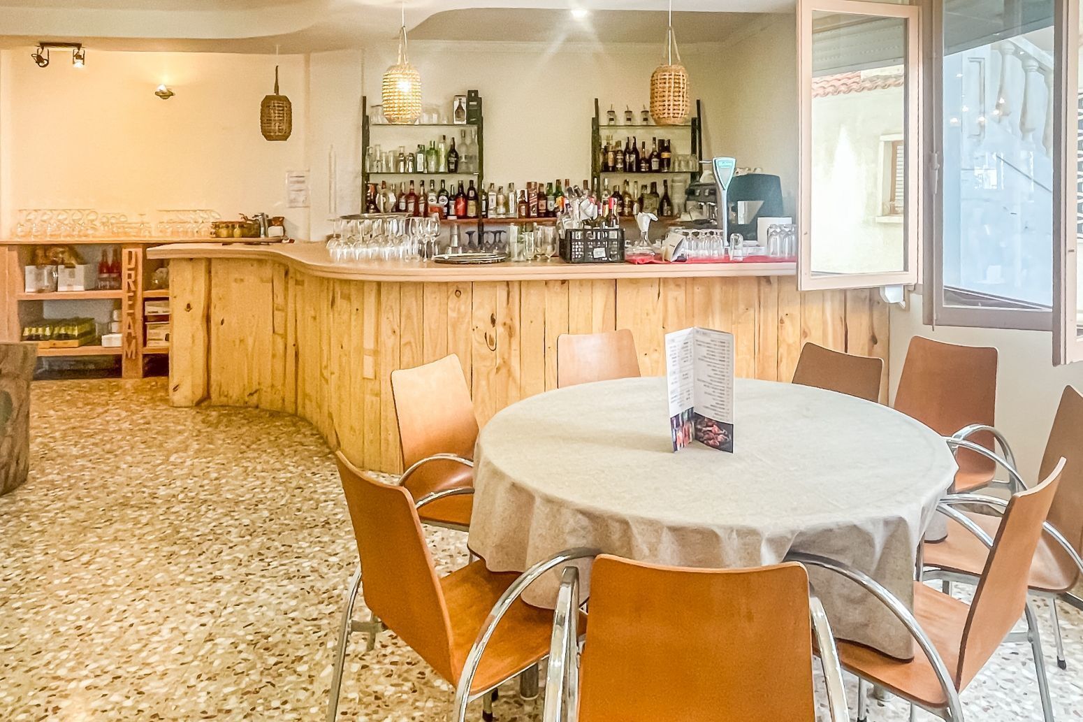 Retail in El Campello, Alicante for sale Lobby- Image 1 of 26