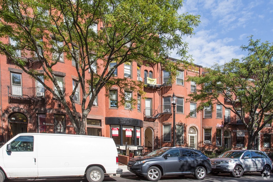 299 Newbury St, Boston, MA for lease - Building Photo - Image 3 of 14