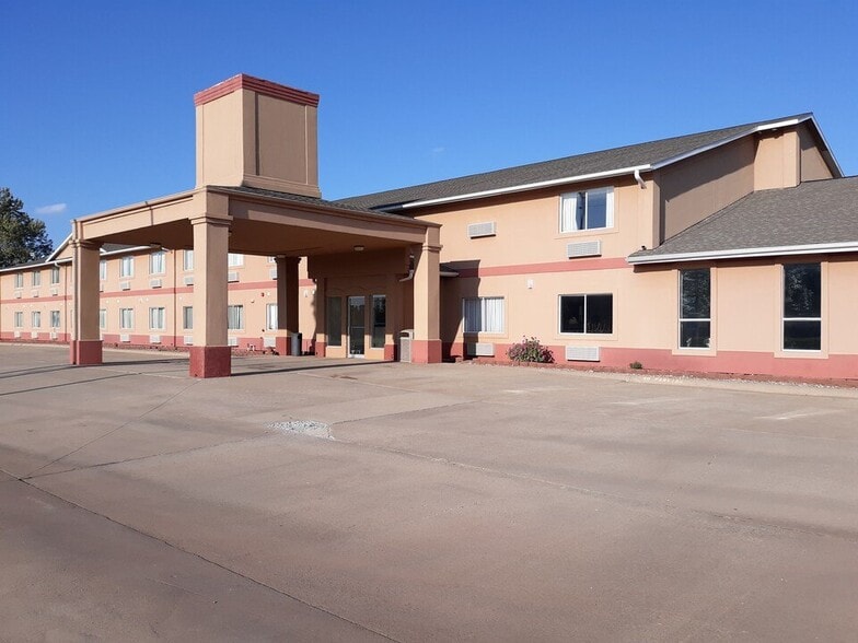 800 E Oklahoma Blvd, Alva, OK for sale - Building Photo - Image 1 of 1