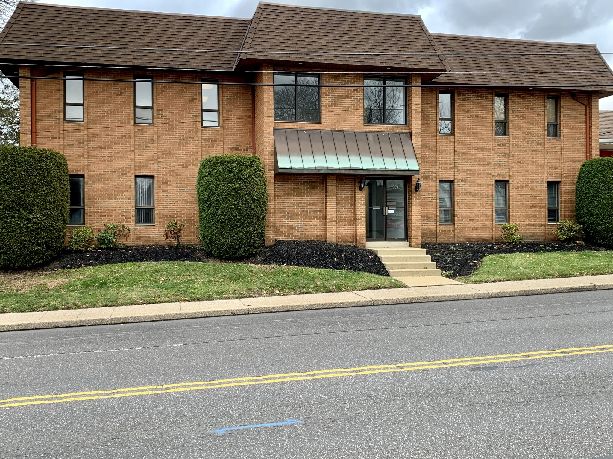 709 Easton Rd, Willow Grove, PA for lease Building Photo- Image 1 of 7