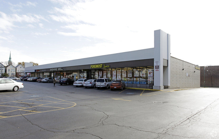 3000-3026 N Ashland Ave, Chicago, IL for lease - Building Photo - Image 2 of 7