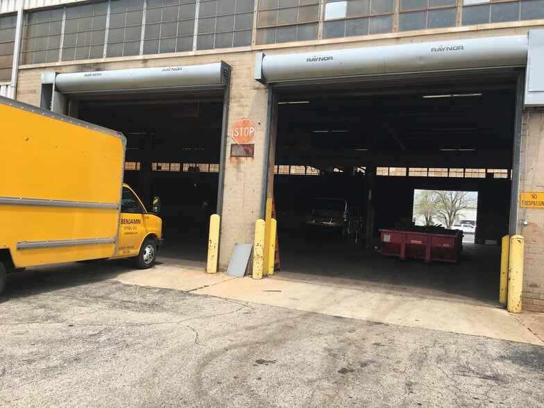 1825 Kuntz Rd, Dayton, OH for sale - Building Photo - Image 2 of 5