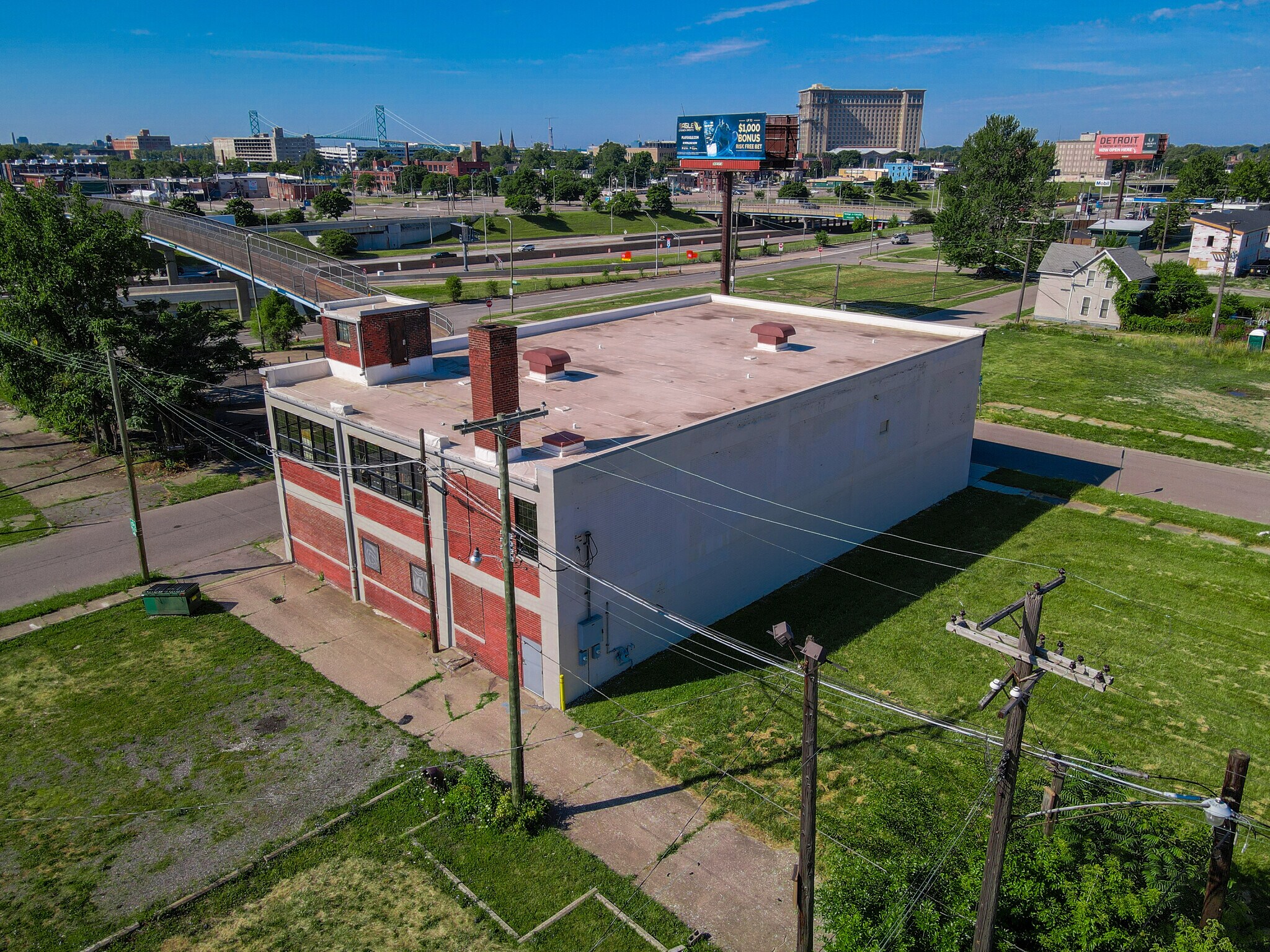 2600 Cochrane St, Detroit, MI 48216 Industrial for Sale