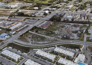 2201 SE Commerce Ave, Stuart, FL - Aerial map view
