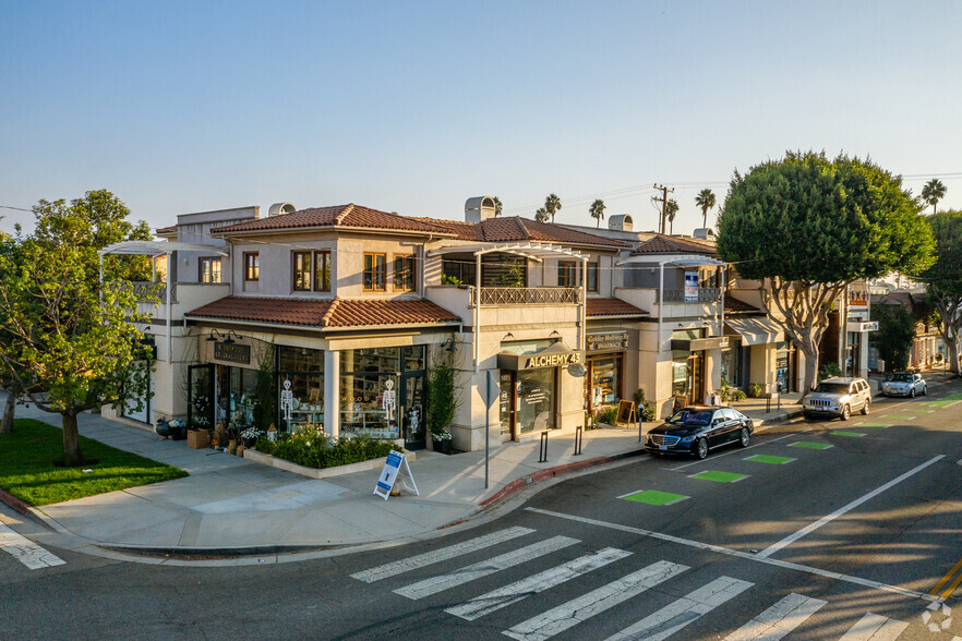 1230 Montana Ave, Santa Monica, CA for lease - Primary Photo - Image 1 of 32