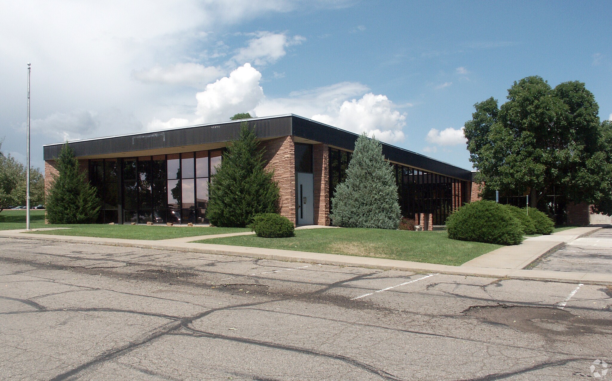 1250 N Wilson Ave, Loveland, CO for sale Primary Photo- Image 1 of 1