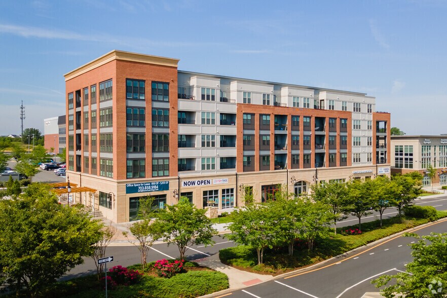 42785 Generation Dr, Ashburn, VA 20147