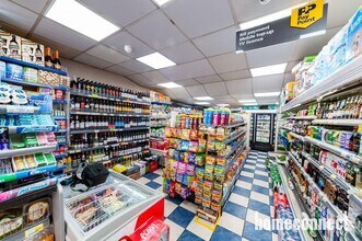 132 Hoe St, London for lease Interior Photo- Image 2 of 9