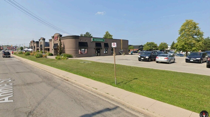 7755 Tecumseh Rd E, Windsor, ON for lease Building Photo- Image 1 of 4