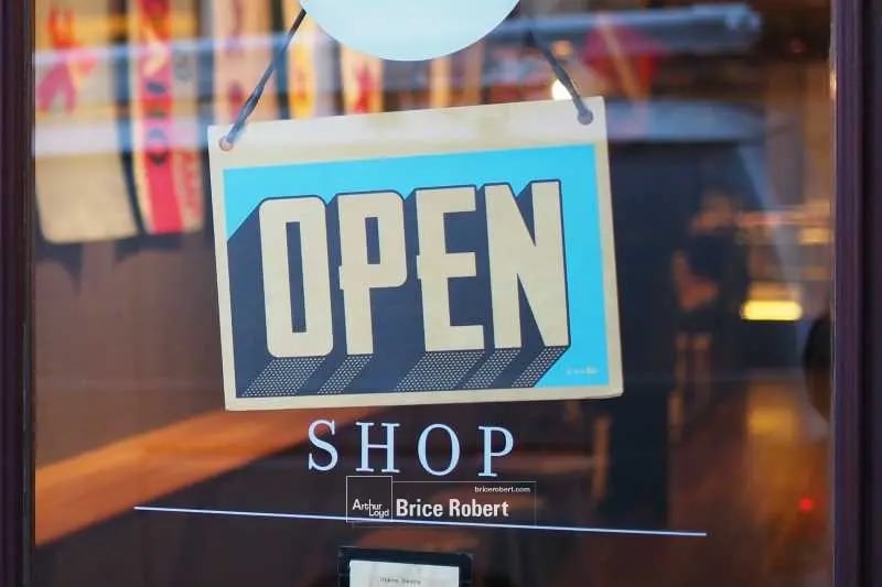 Retail in Lyon for sale Interior Photo- Image 1 of 2