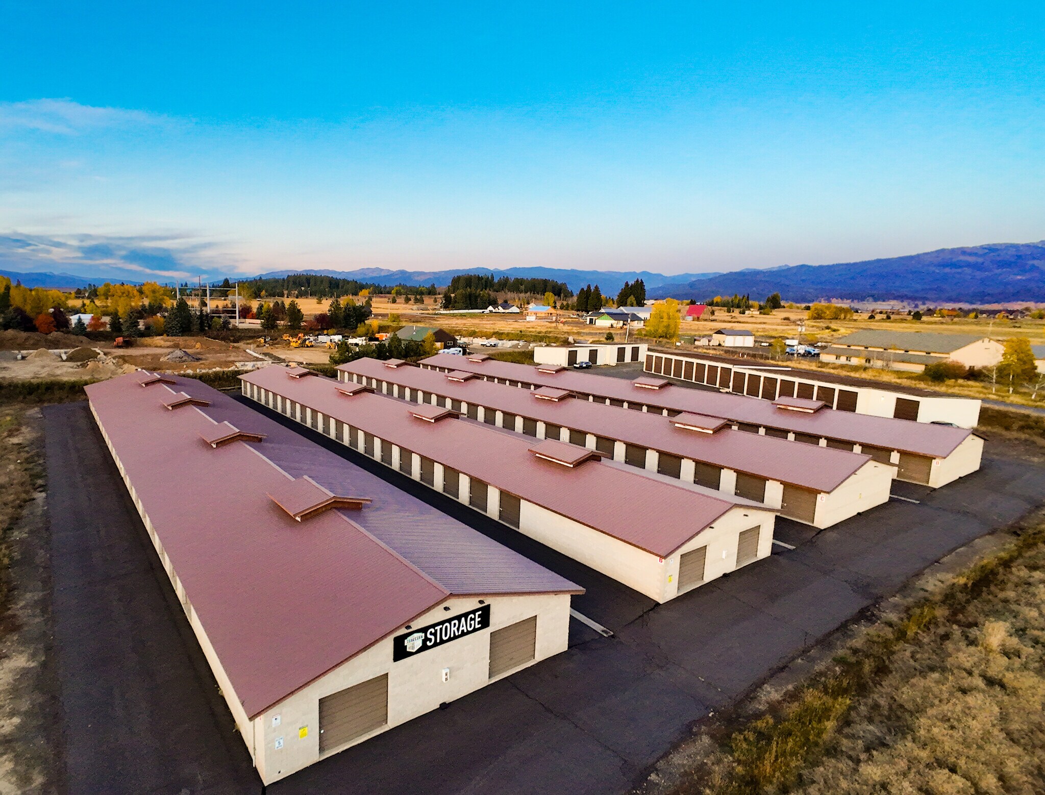 Northwest Self Storage Portfolio portfolio of 2 properties for sale on LoopNet.com Building Photo- Image 1 of 5