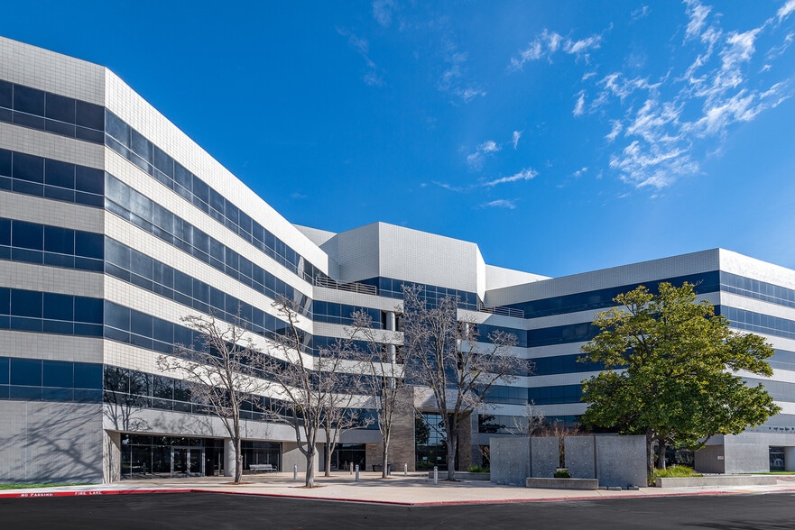 1750 Howe Ave, Sacramento, CA for lease - Building Photo - Image 2 of 7