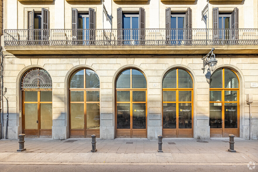 Carrer Ample, Barcelona, Barcelona for lease - Building Photo - Image 2 of 3