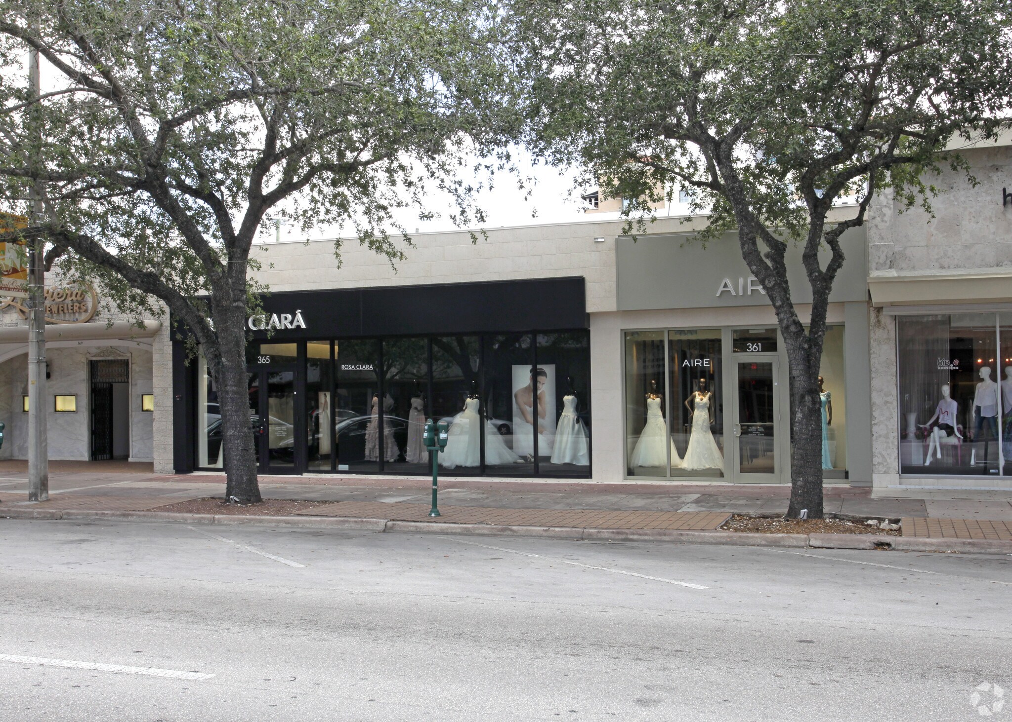 361-365 Miracle Mile, Miami, FL for sale Primary Photo- Image 1 of 1