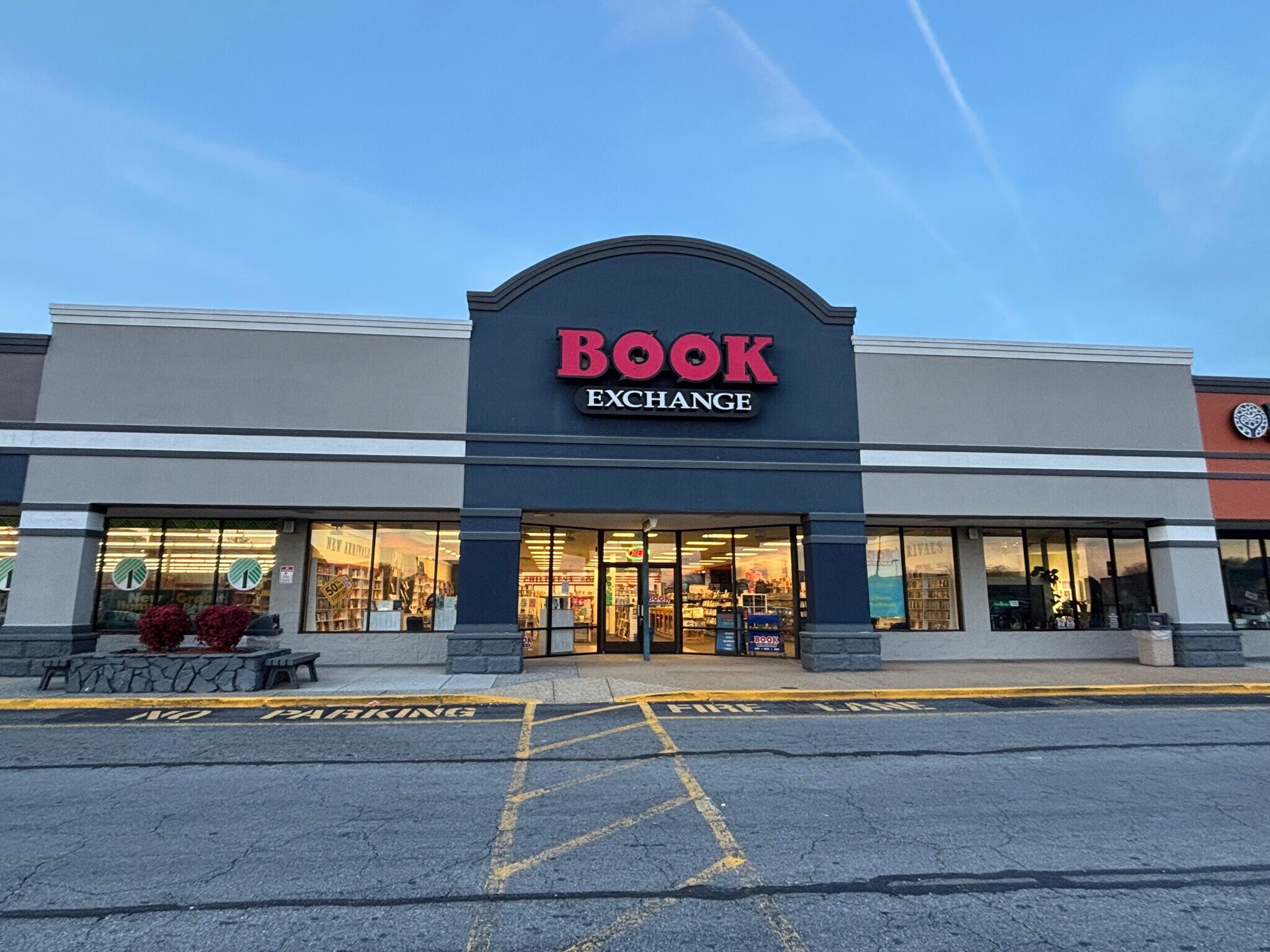 2701-2736 N Mall Dr, Virginia Beach, VA for lease Interior Photo- Image 1 of 5