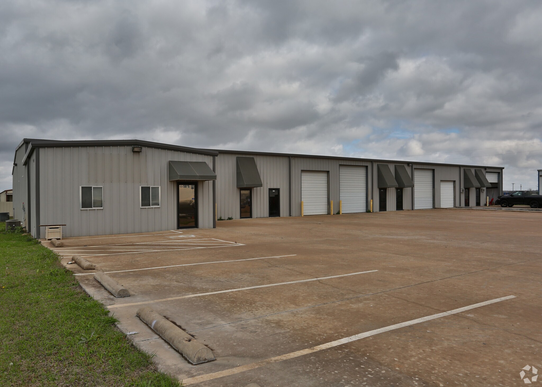 5815 Acton Cir, Granbury, TX for sale Primary Photo- Image 1 of 1