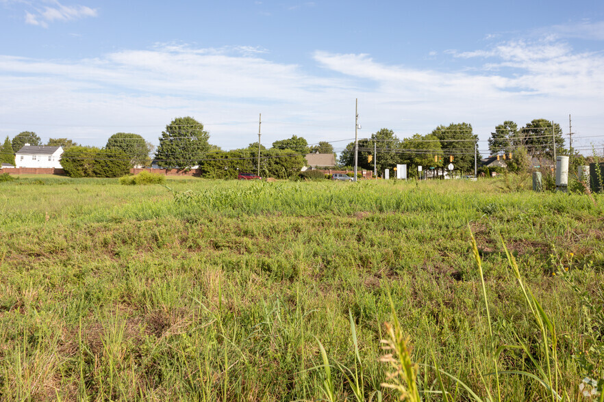 5303 Poplar Tent Rd, Concord, NC for lease - Building Photo - Image 3 of 6