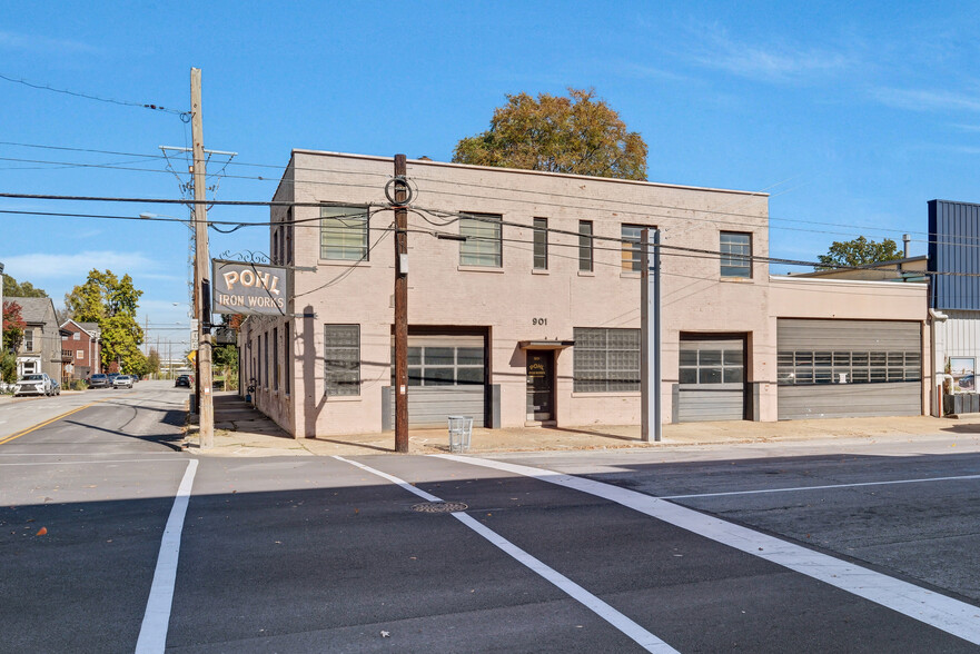 901 E Main St, Louisville, KY for lease - Building Photo - Image 1 of 3