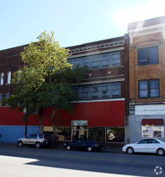 615 4th Ave, Huntington, WV for sale - Primary Photo - Image 1 of 1
