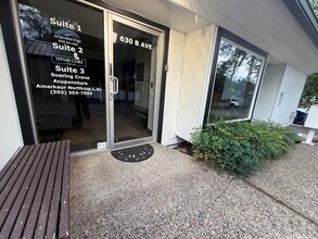 630 B Ave, Lake Oswego, OR for lease Interior Photo- Image 2 of 12