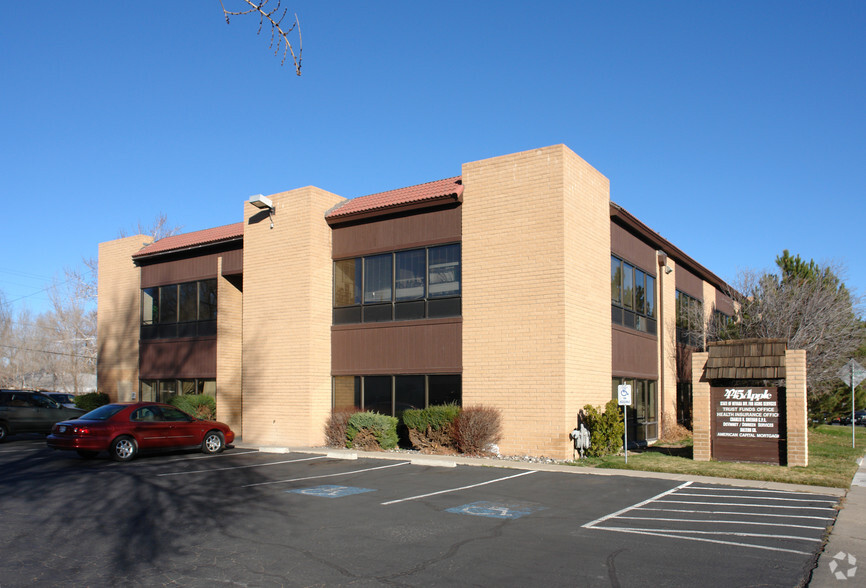 445 Apple St, Reno, NV for lease - Primary Photo - Image 2 of 7