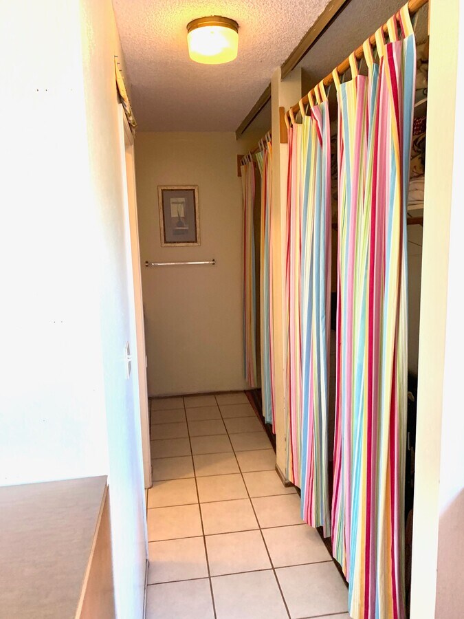 362 Meadows Dr, Vallejo, CA 94589