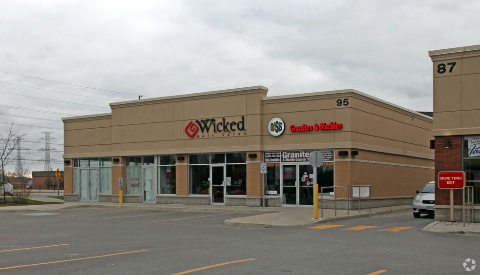 81-101 Middlecote Dr, Ajax, ON for sale - Primary Photo - Image 1 of 1