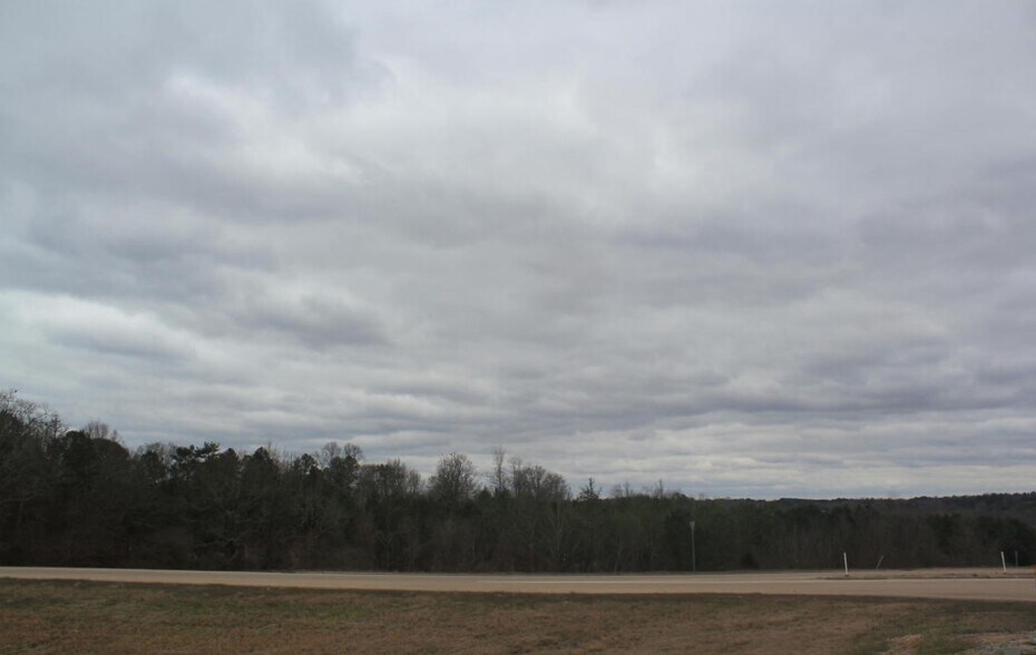 1 MS178, Potts Camp, MS 38659