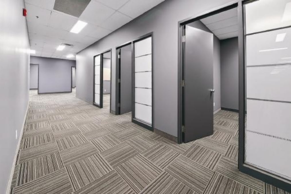 4141-4149 Autoroute 440, Laval, QC for lease Interior Photo- Image 1 of 8