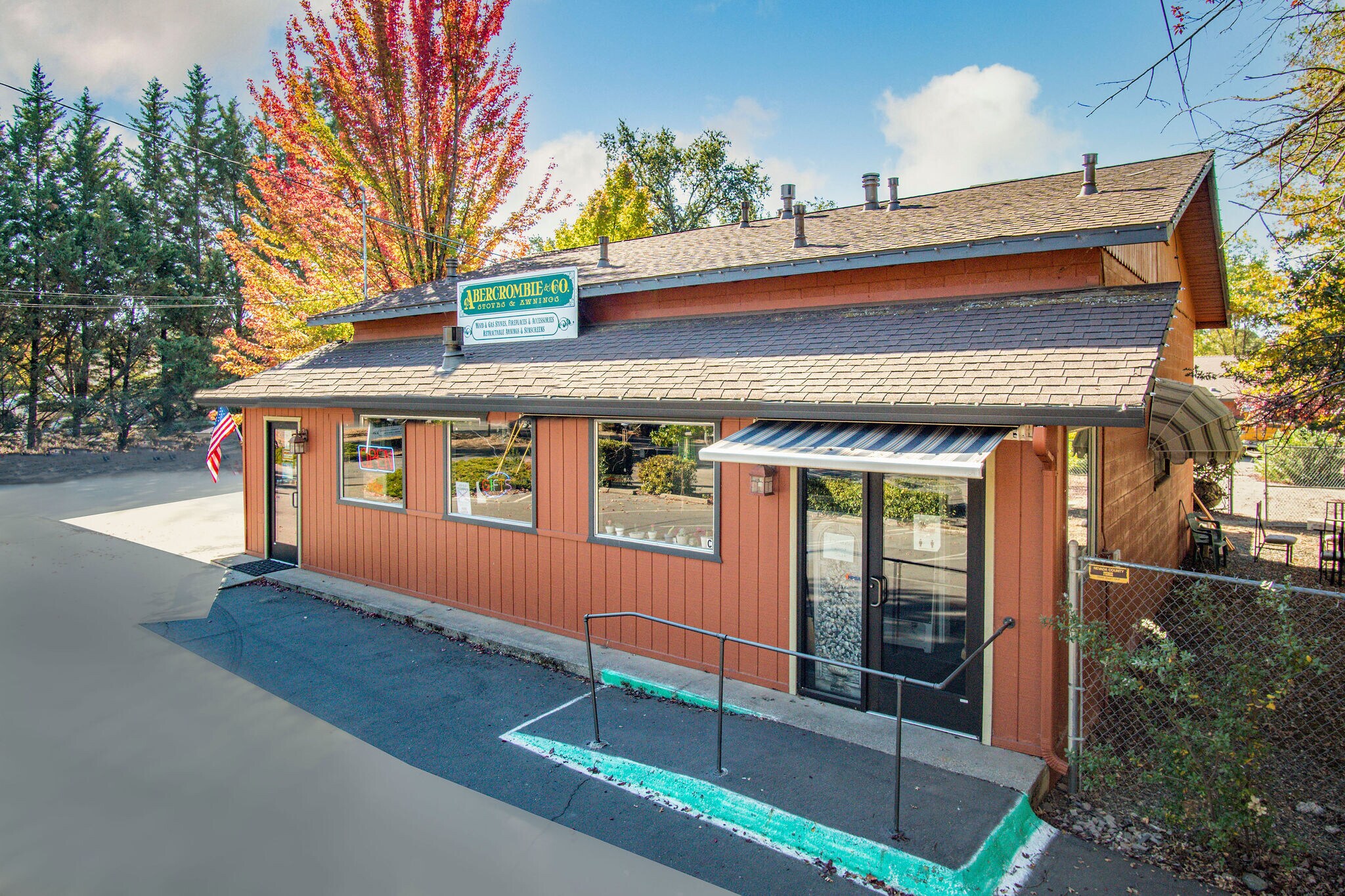 17593 Penn Valley Dr, Penn Valley, CA 95946 Retail for Sale