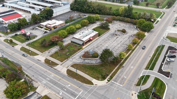 1301 W Chicago Blvd, Tecumseh, MI for lease - Primary Photo - Image 1 of 1