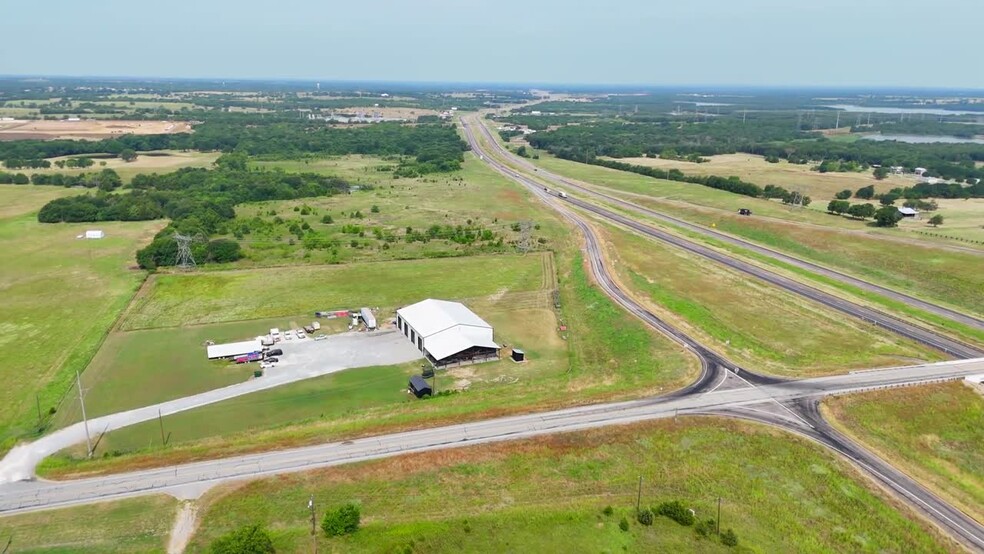 1393 N FM 1752, Savoy, TX for sale - Commercial Listing Video - Image 3 of 73